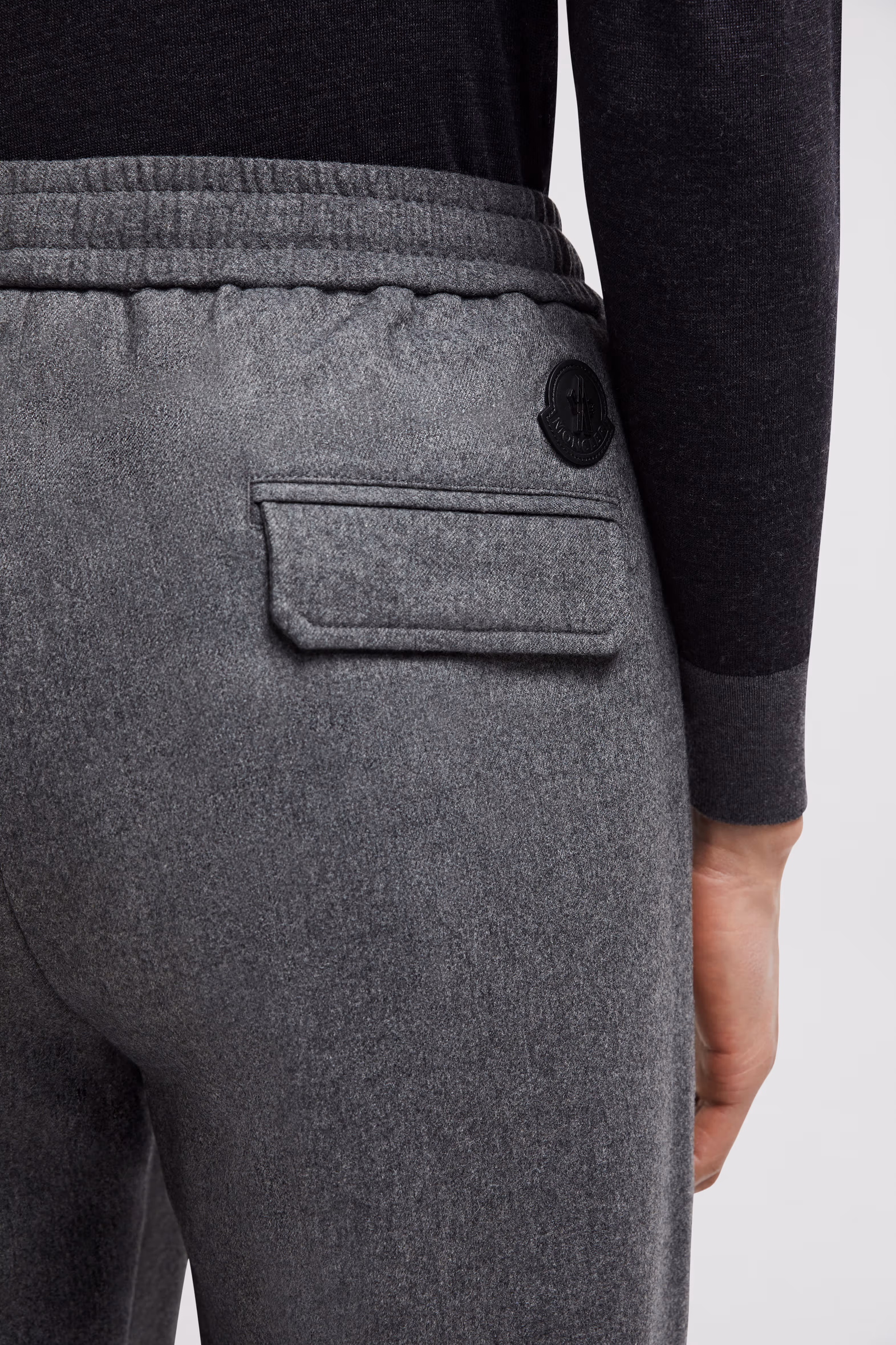 Pantalon de survêtement en cachemire mélangé Hommes Gris foncé Moncler 6